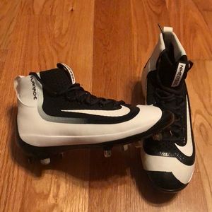 Nike baseball cleats w/metal spikes Men size 8.5